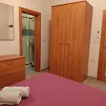 Апартаменты Lovely 3-bedroom With Stunning Views Саннат